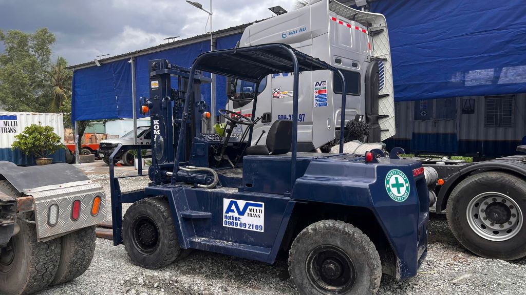 Xe nâng AVT